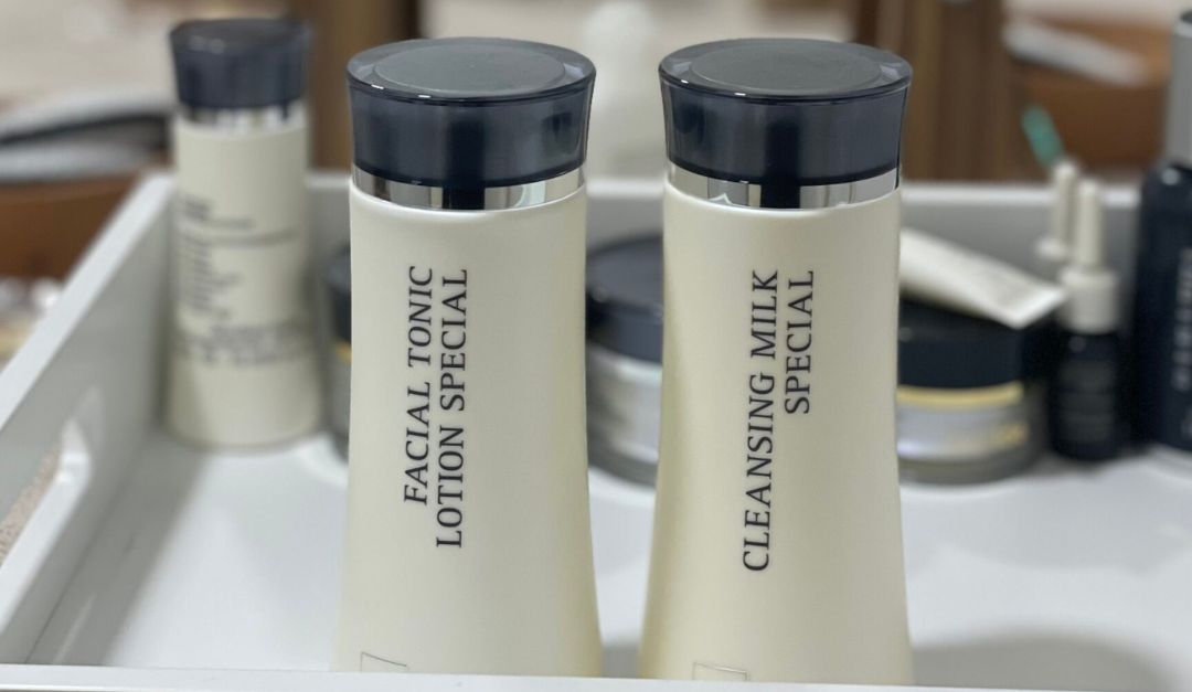 🌿 Décrypter la composition de vos cosmétiques : les ingrédients à éviter pour préserver votre peau